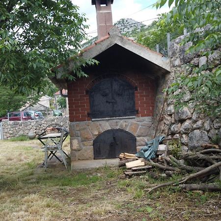 Holiday Home Skevini Dvori Starigrad Paklenica Esterno foto