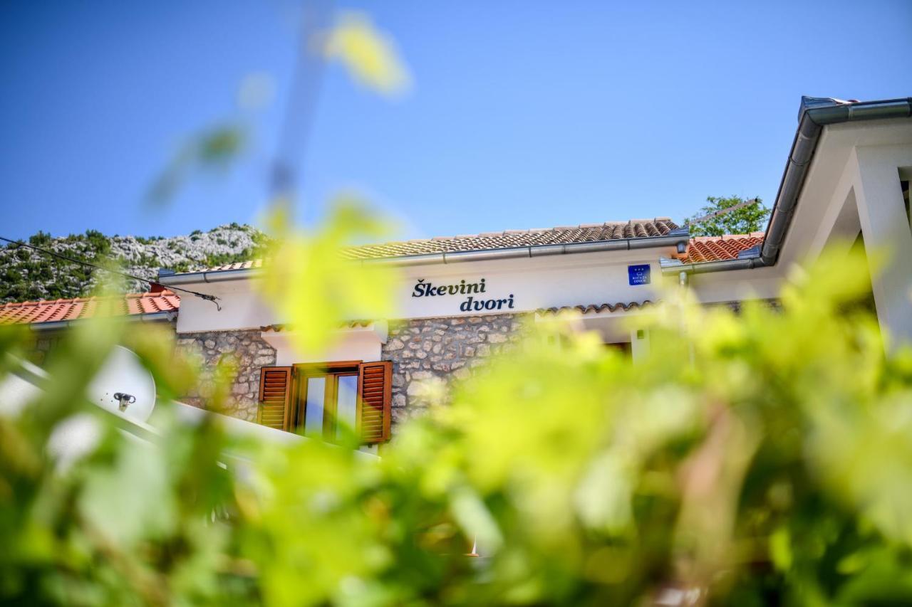 Holiday Home Skevini Dvori Starigrad Paklenica Esterno foto