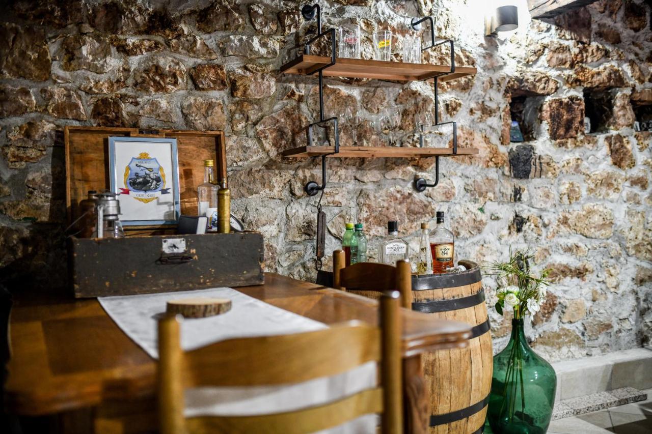 Holiday Home Skevini Dvori Starigrad Paklenica Esterno foto